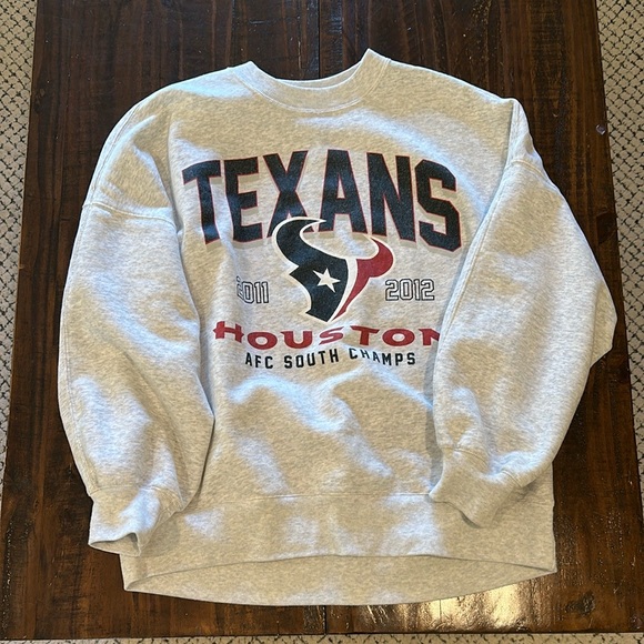 Abercrombie and Fitch NFL Texans Crewneck Sweatshirt - Picture 3 of 4
